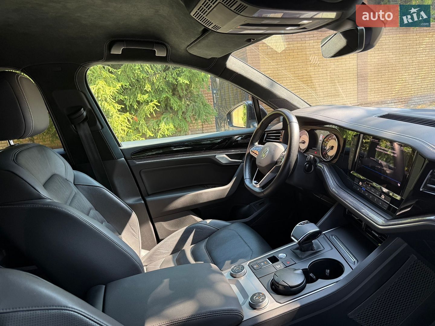 Volkswagen Touareg 2020 VIN WVGZZZCRZMD001483 фото оголошення 12 з 22