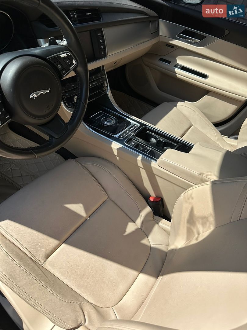 Jaguar XF 2017 VIN SAJBD4FX3JCY55561 фото оголошення 11 з 15
