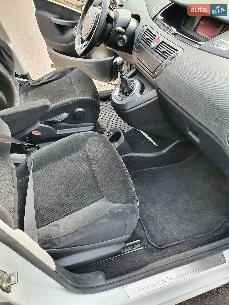 Citroen C4 Picasso 2010 VIN VF7UARHE8AJ771486 фото оголошення 21 з 33