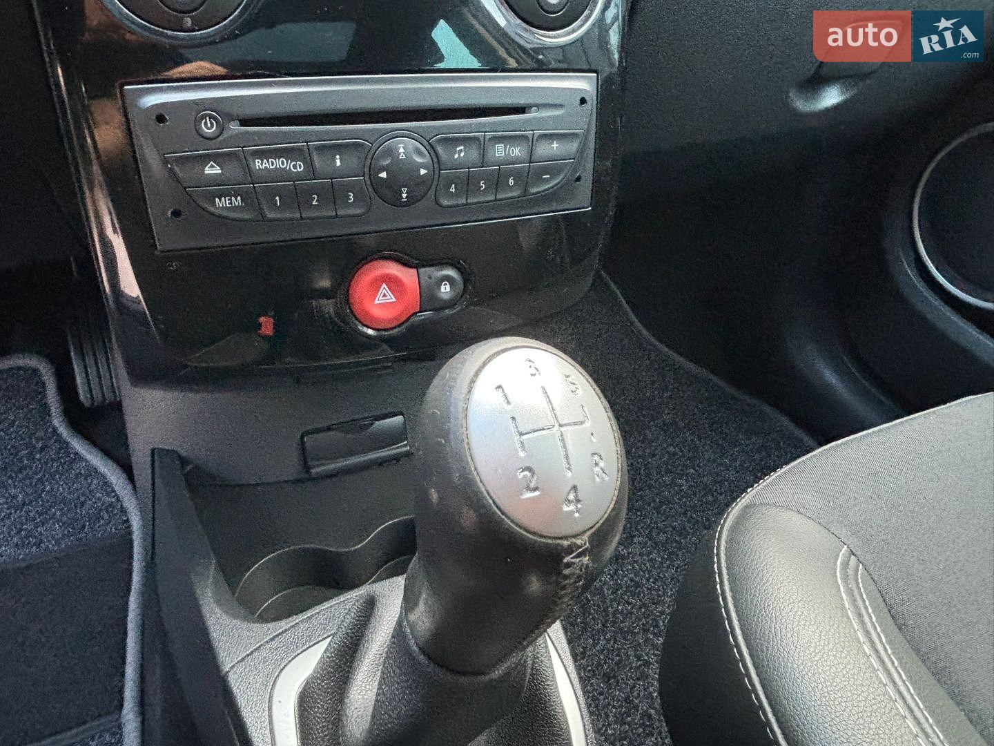 Renault Clio 2011 VIN VF1KRCS0H45782711 фото оголошення 36 з 56