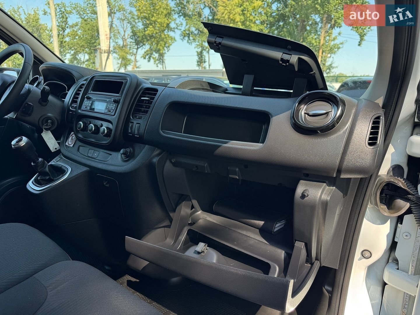 Renault Trafic 2021 VIN VF1FL000867509463 фото оголошення 16 з 42