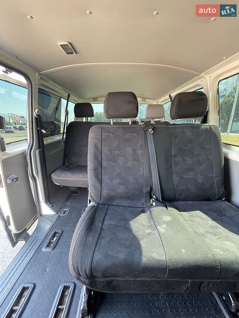 Volkswagen Transporter 2005 VIN WV1ZZZ7HZ6H022829 фото оголошення 10 з 30