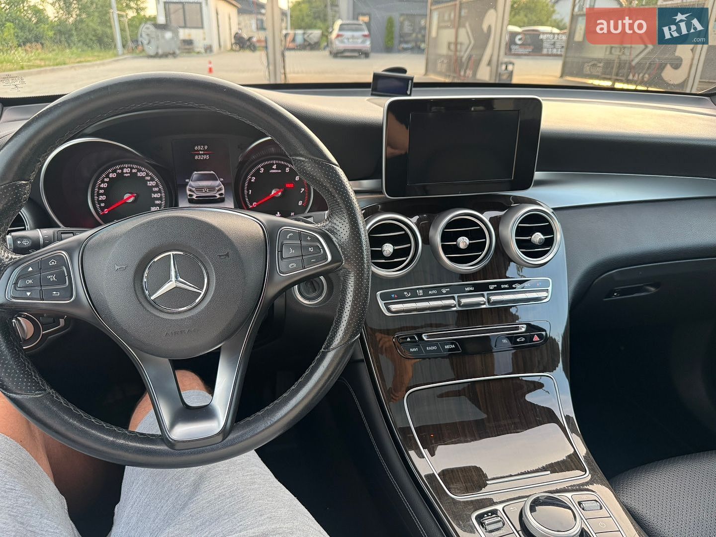 Mercedes-Benz GLC-Class 2017 VIN WDC0G4JB0JV020962 фото оголошення 10 з 14