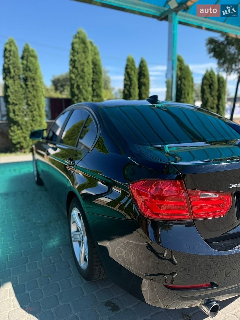 BMW 3 Series 2015 VIN WBA3C3G59FNT51358 фото оголошення 9 з 22