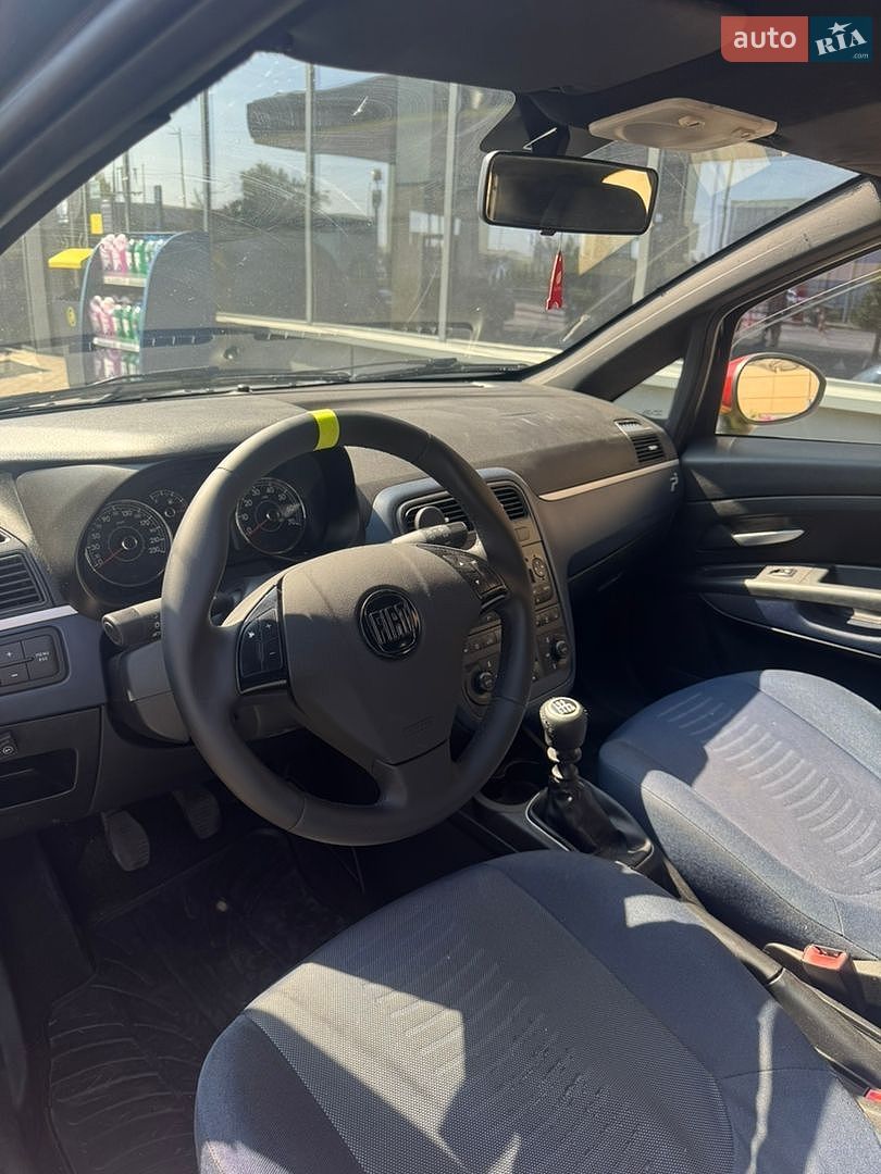 Fiat Grande Punto 2007 VIN ZFA19900000248731 фото оголошення 10 з 12