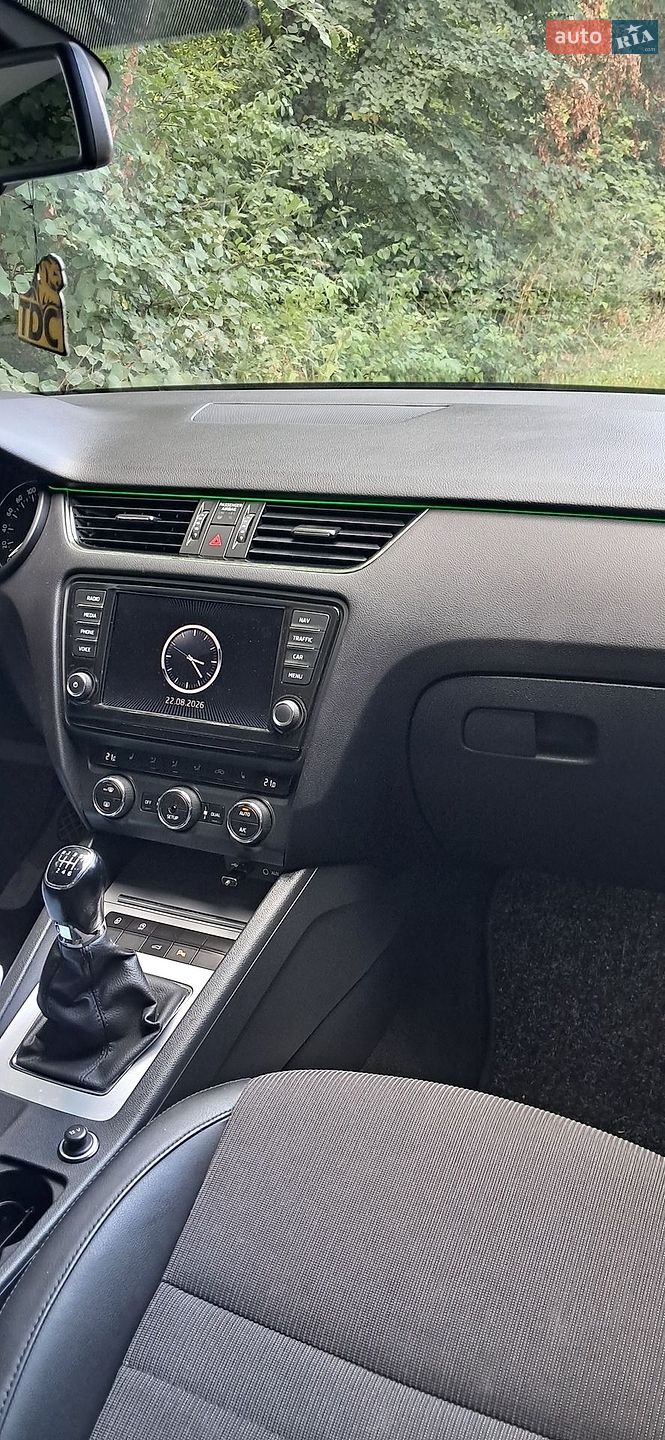 Skoda Octavia 2014 VIN TMBJJ7NE7E0203473 фото оголошення 5 з 19