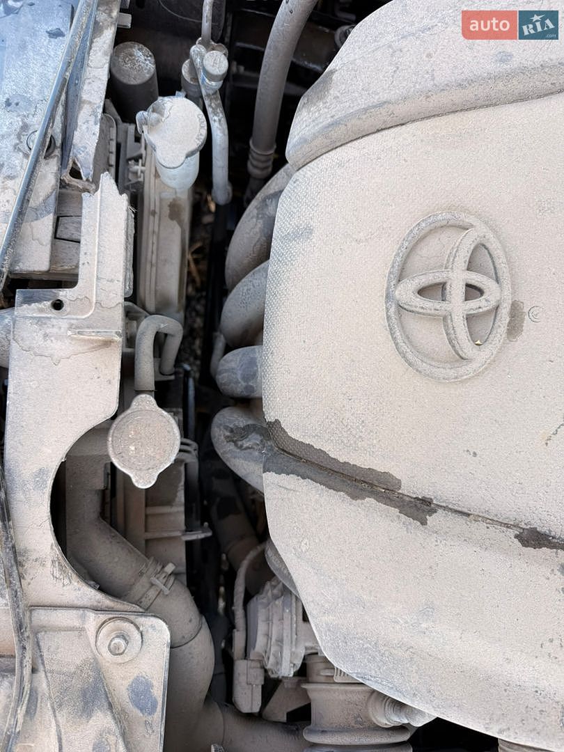 Toyota Yaris 2018 VIN 3MYDLBYV4JY328874 фото оголошення 20 з 45