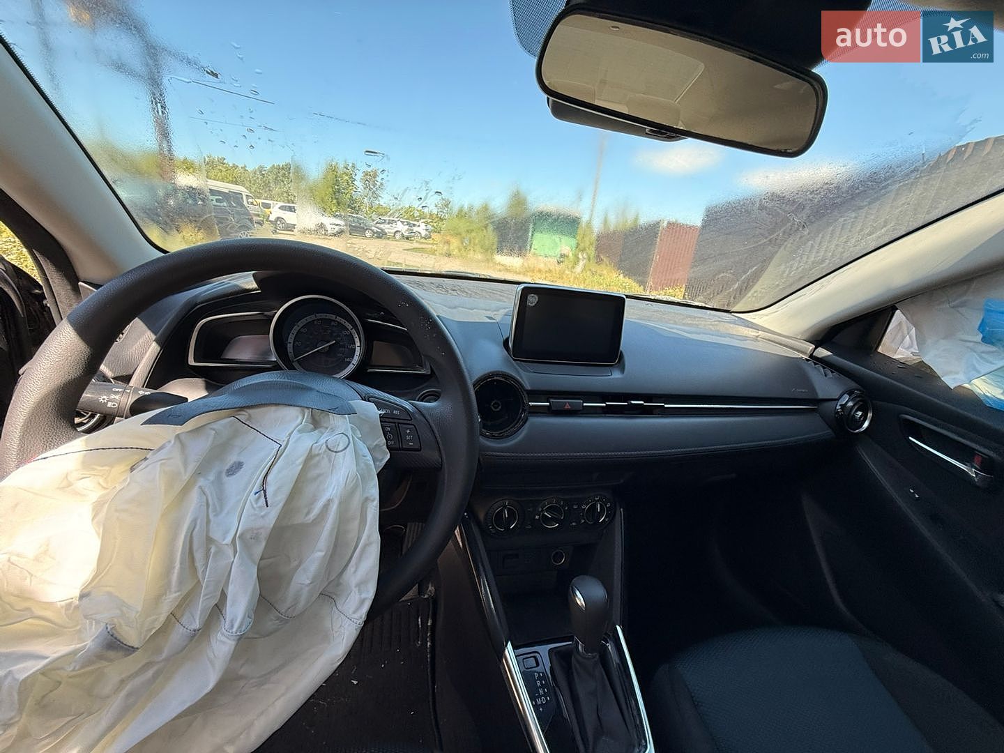 Toyota Yaris 2018 VIN 3MYDLBYV4JY328874 фото оголошення 25 з 45