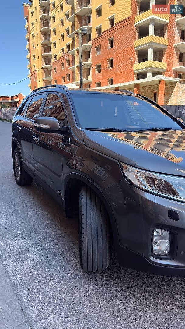 Kia Sorento 2013 VIN KNAKU814DE5443606 фото оголошення 4 з 22