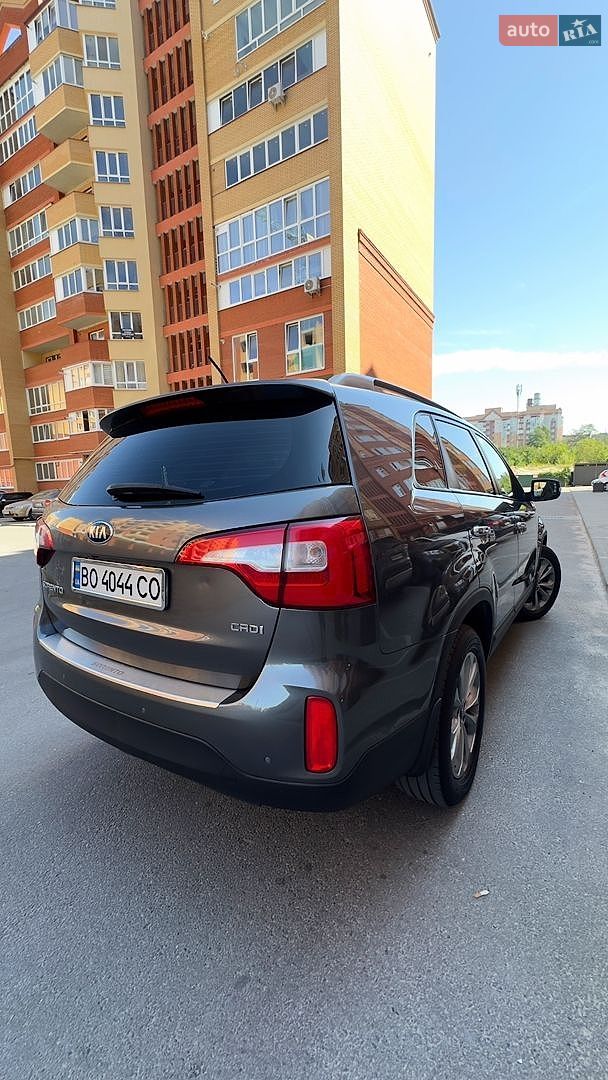 Kia Sorento 2013 VIN KNAKU814DE5443606 фото оголошення 8 з 22
