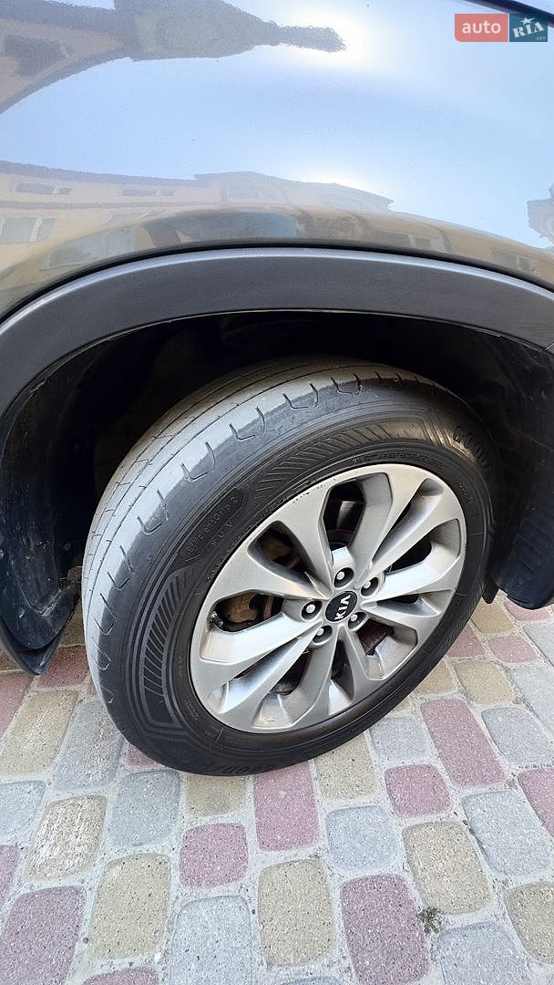 Kia Sorento 2013 VIN KNAKU814DE5443606 фото оголошення 11 з 22