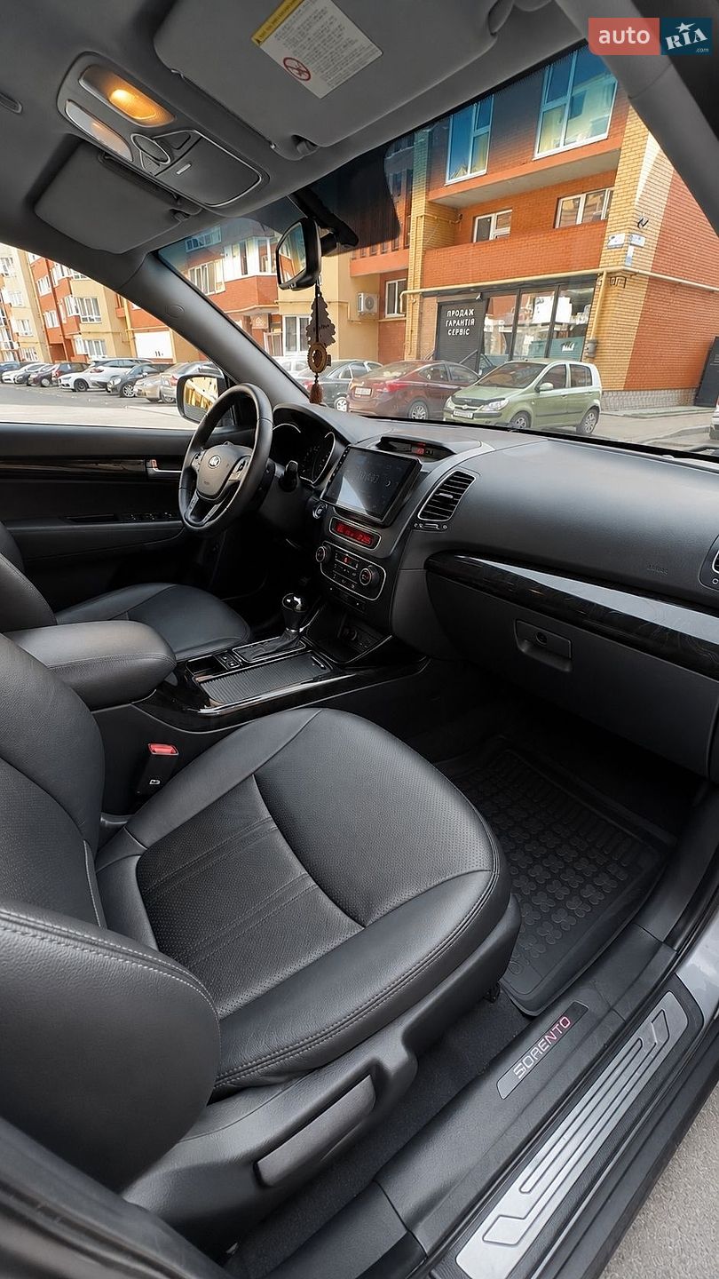 Kia Sorento 2013 VIN KNAKU814DE5443606 фото оголошення 16 з 22