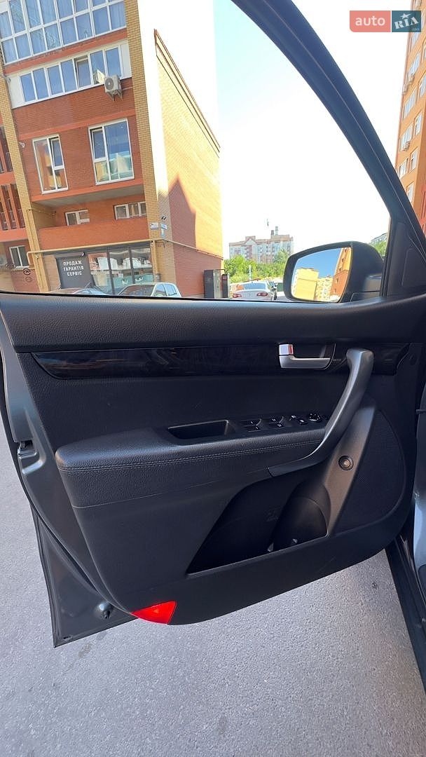 Kia Sorento 2013 VIN KNAKU814DE5443606 фото оголошення 21 з 22