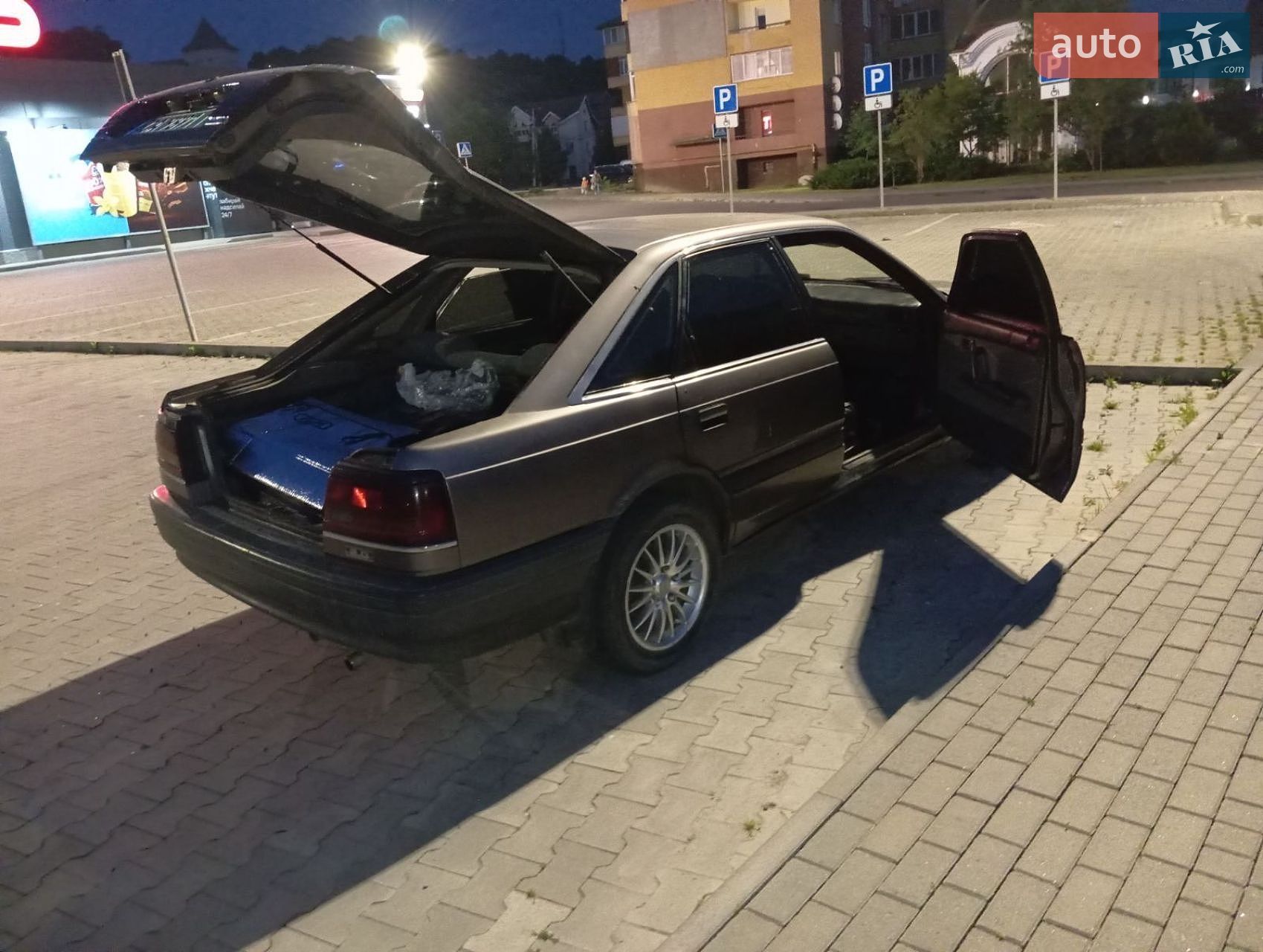 Mazda 626 1989 VIN JMZGD14C201325841 фото оголошення 2 з 8
