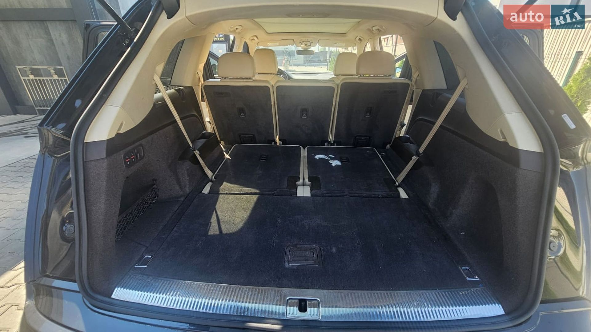 Audi Q7 2018 VIN WA1LAAF79KD009967 фото оголошення 7 з 42