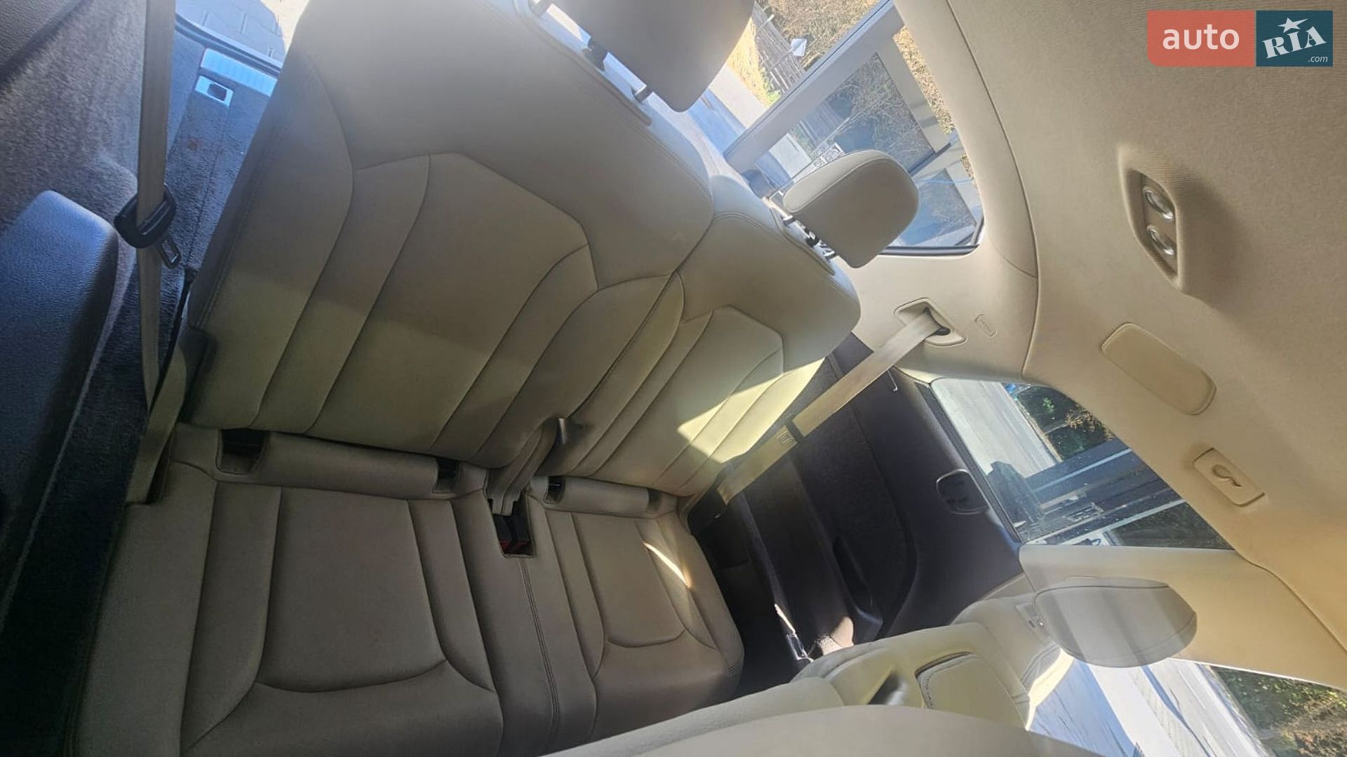 Audi Q7 2018 VIN WA1LAAF79KD009967 фото оголошення 16 з 42