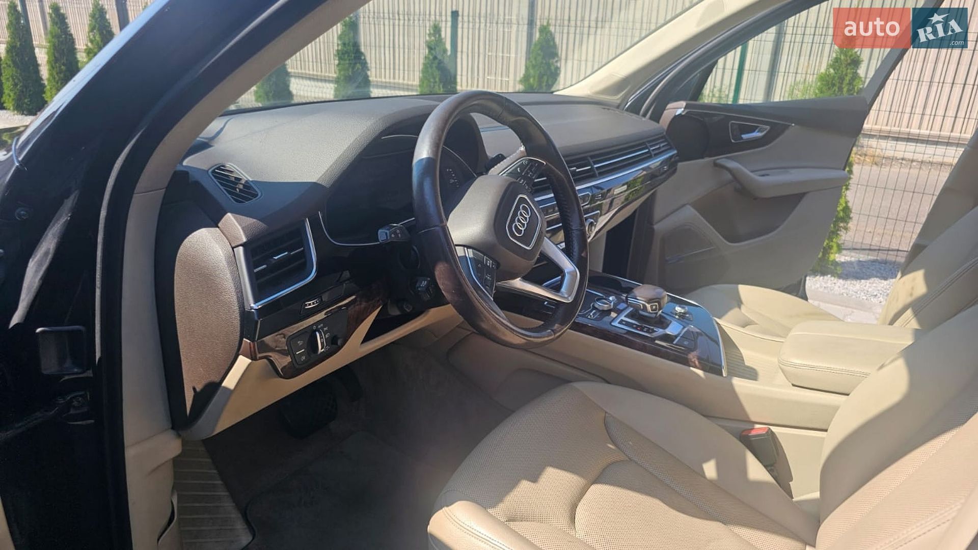 Audi Q7 2018 VIN WA1LAAF79KD009967 фото оголошення 17 з 42