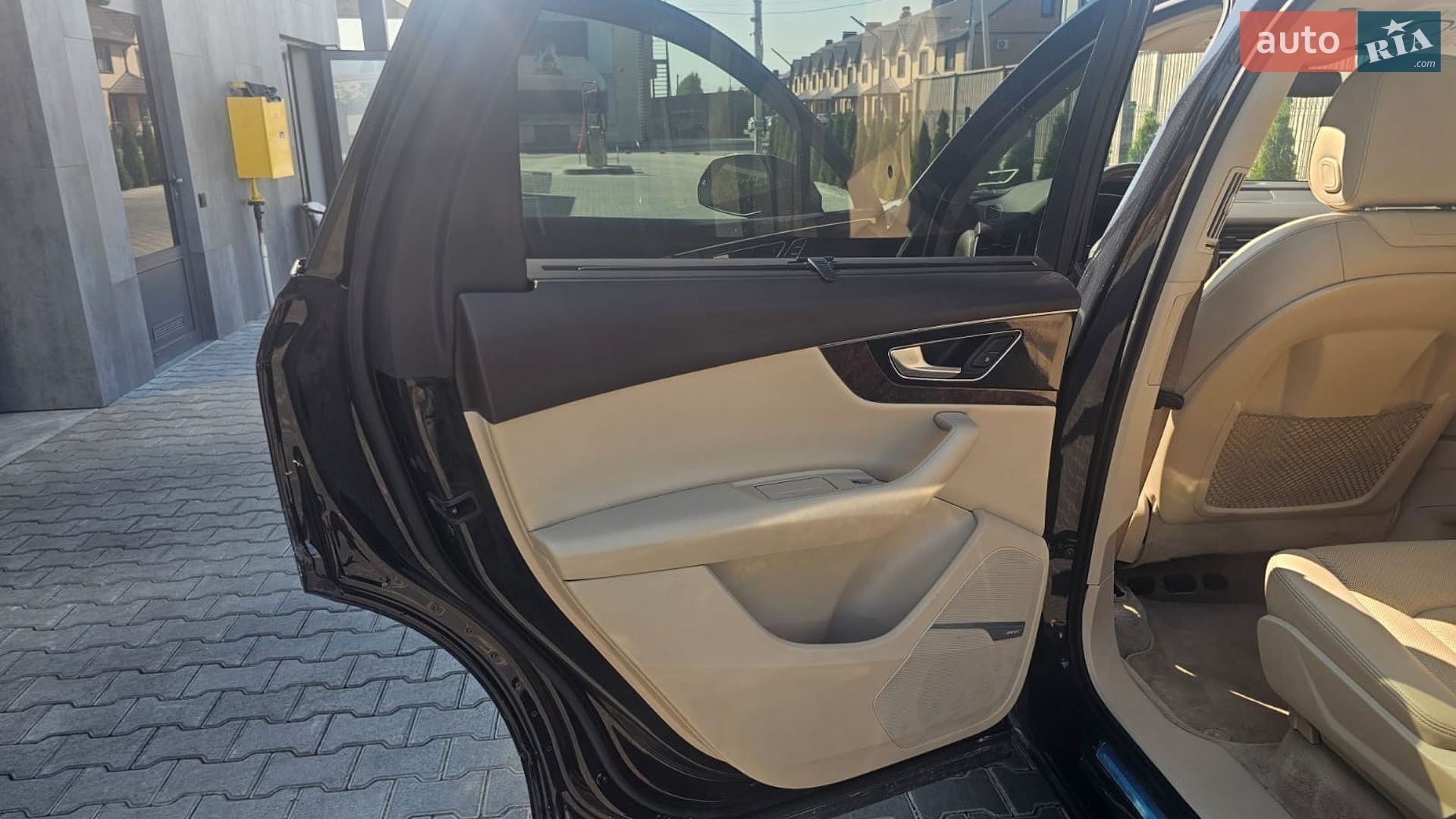 Audi Q7 2018 VIN WA1LAAF79KD009967 фото оголошення 19 з 42