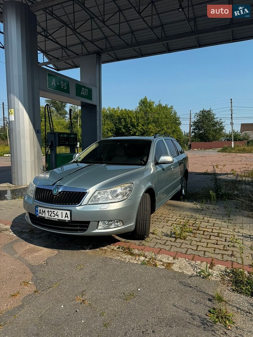 Skoda Octavia 2009 VIN TMBKK61Z992043319 фото оголошення 2 з 30