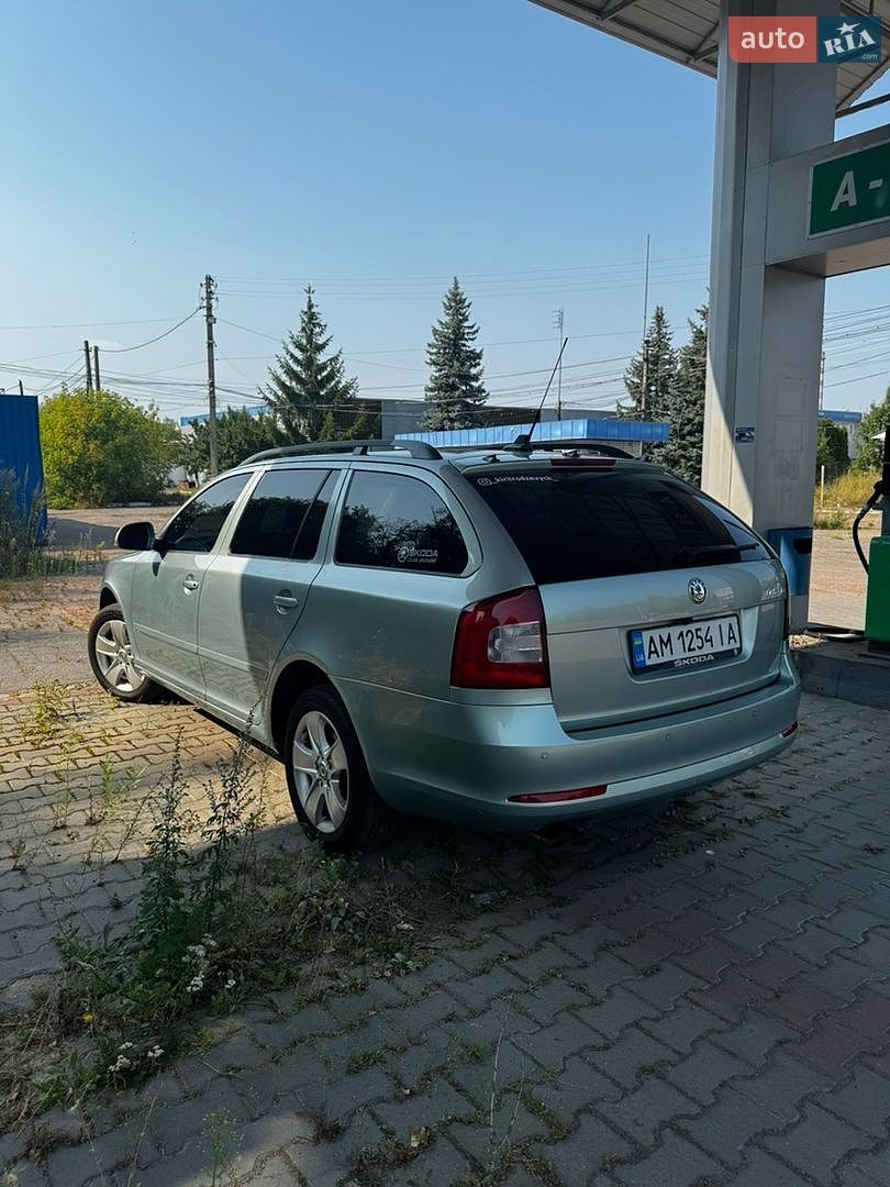 Skoda Octavia 2009 VIN TMBKK61Z992043319 фото оголошення 5 з 30