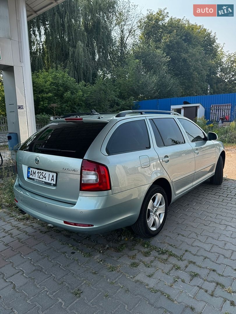 Skoda Octavia 2009 VIN TMBKK61Z992043319 фото оголошення 7 з 30