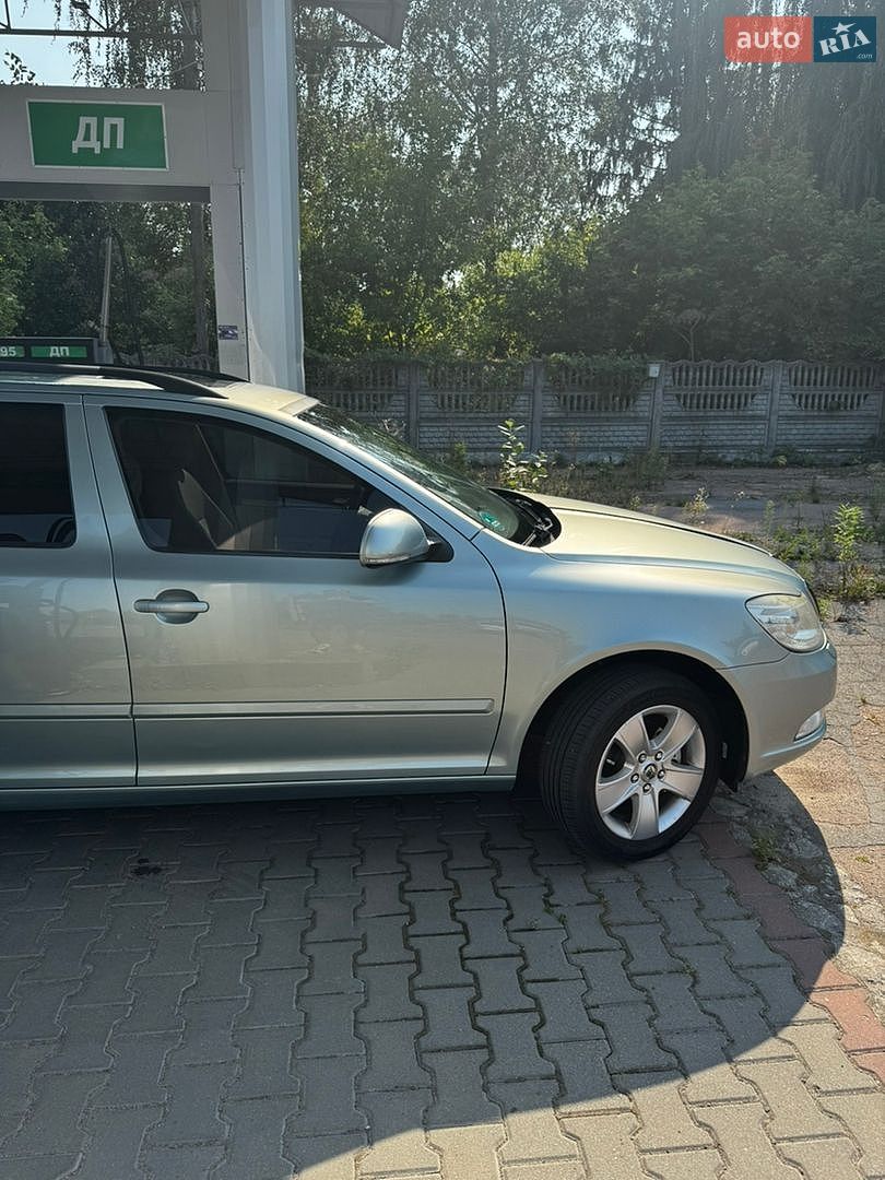 Skoda Octavia 2009 VIN TMBKK61Z992043319 фото оголошення 9 з 30