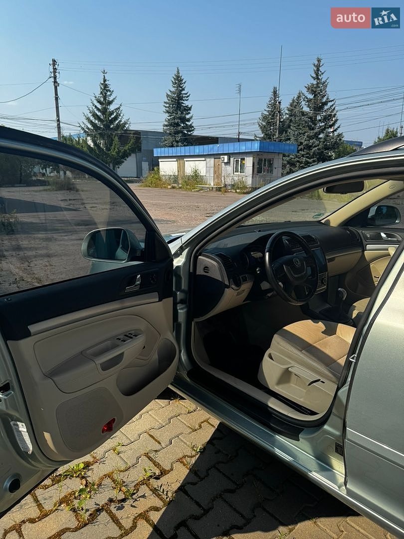 Skoda Octavia 2009 VIN TMBKK61Z992043319 фото оголошення 11 з 30