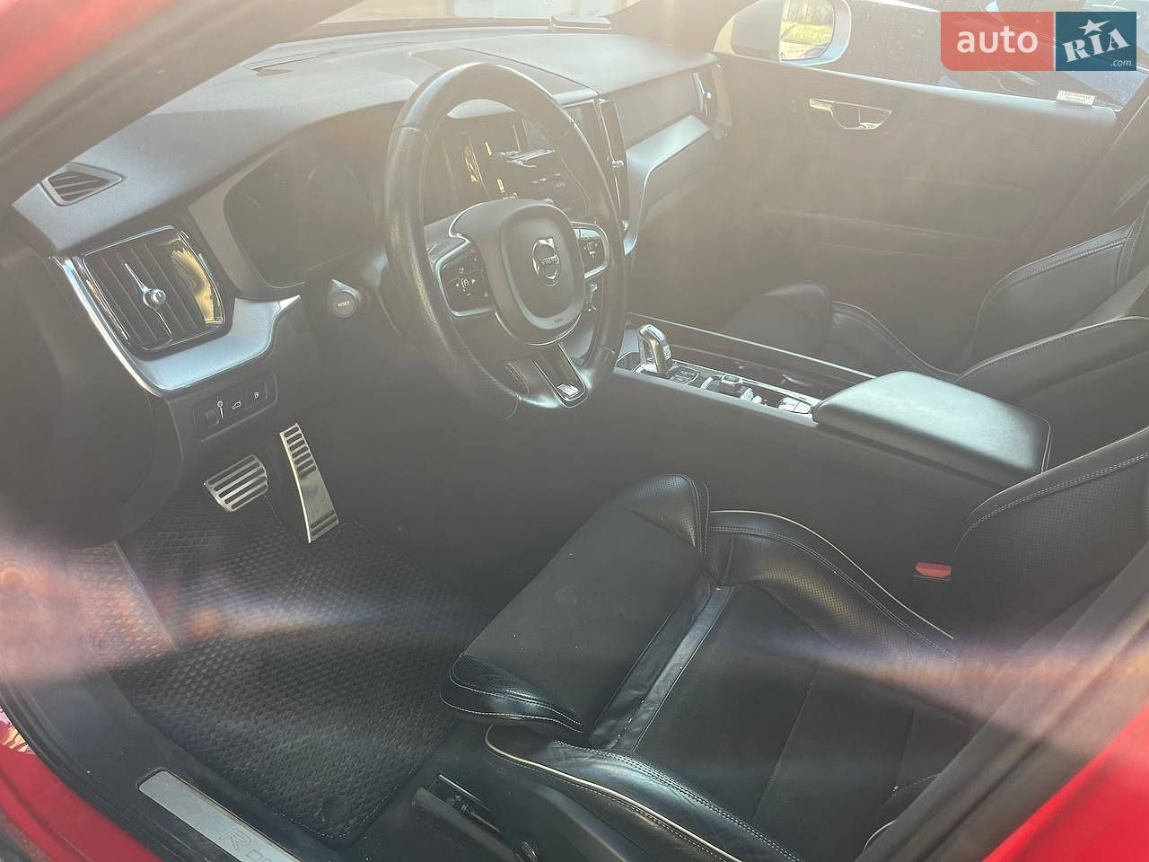 Volvo XC60 2017 VIN YV4BR0DM7J1048230 фото оголошення 12 з 24