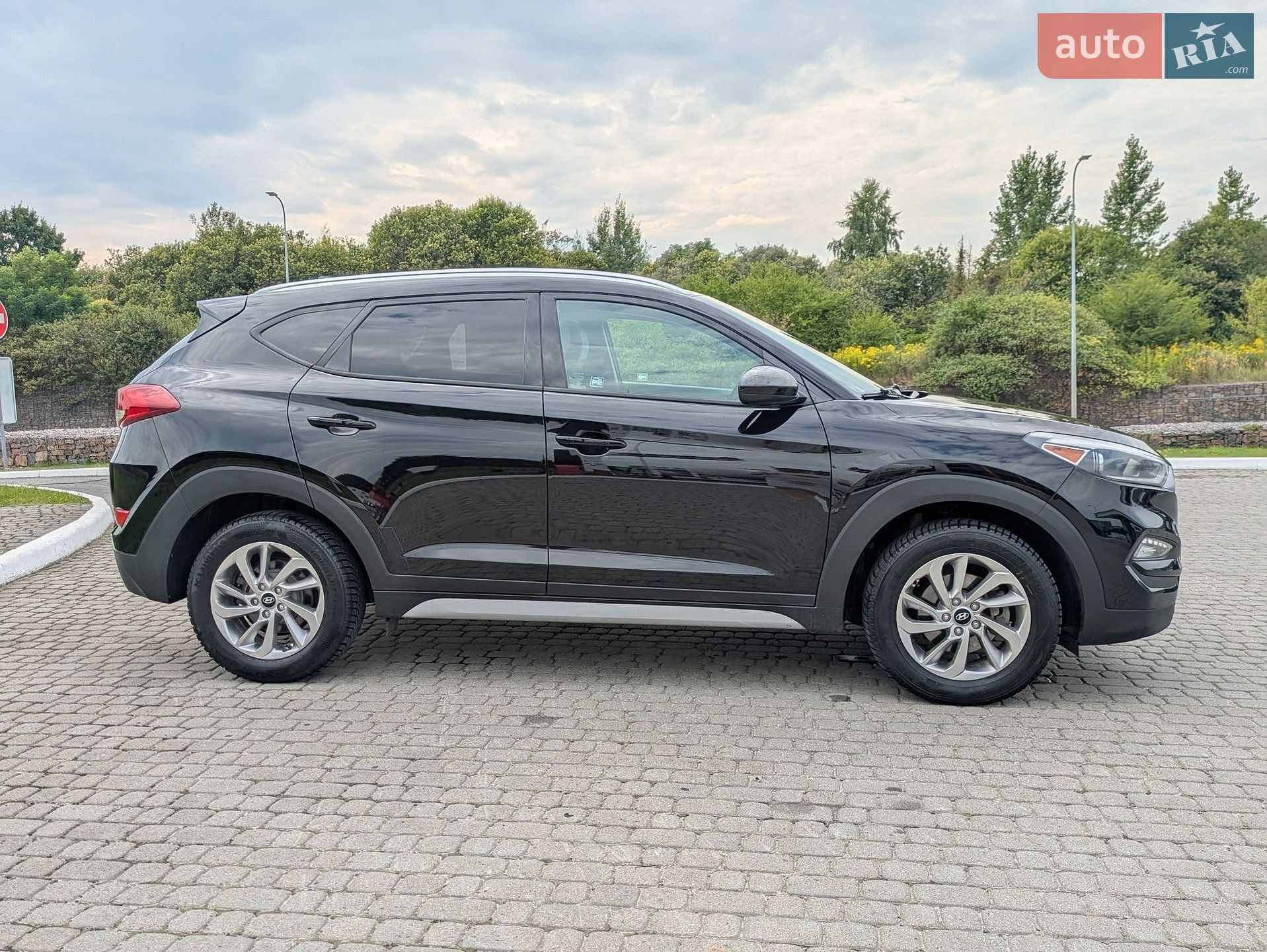 Hyundai Tucson 2018 VIN KM8J3CA49JU633892 фото оголошення 5 з 35