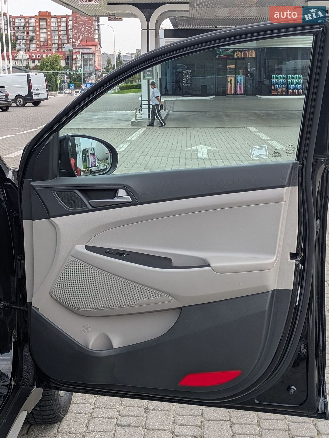 Hyundai Tucson 2018 VIN KM8J3CA49JU633892 фото оголошення 19 з 35