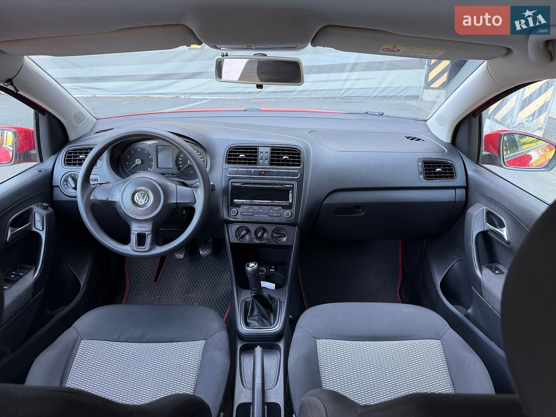 Volkswagen Polo 2011 VIN WVWZZZ6RZBY070828 фото оголошення 39 з 52