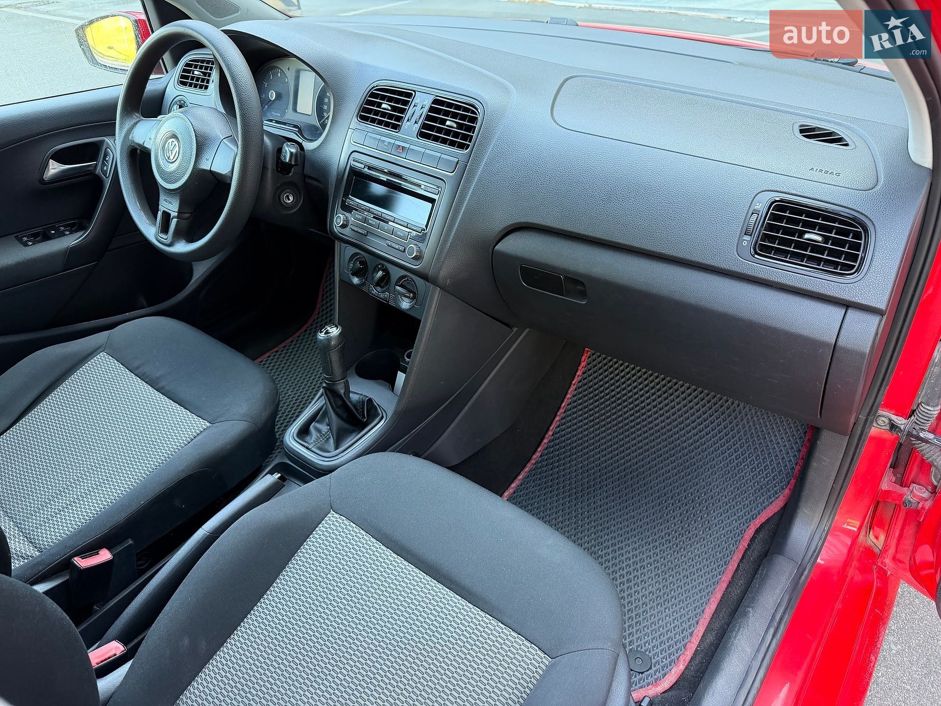 Volkswagen Polo 2011 VIN WVWZZZ6RZBY070828 фото оголошення 51 з 52