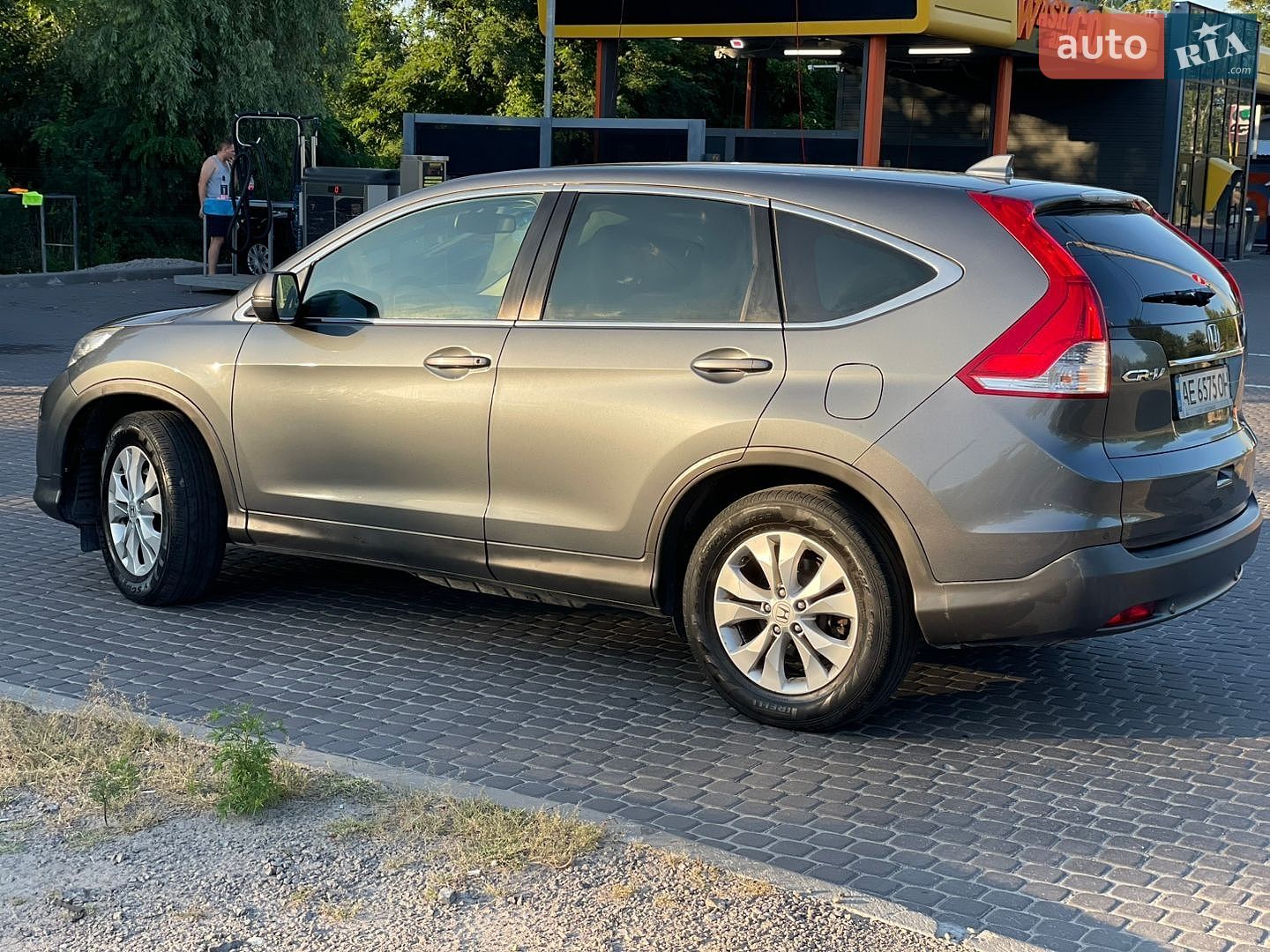 Honda CR-V 2015 VIN SHSRE6870EU015799 фото оголошення 2 з 14