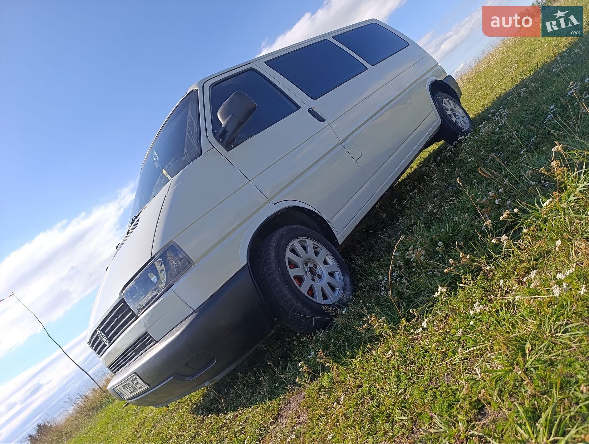 Volkswagen Caravelle 2003 VIN WV1ZZZ70Z3X064323 фото оголошення 13 з 64