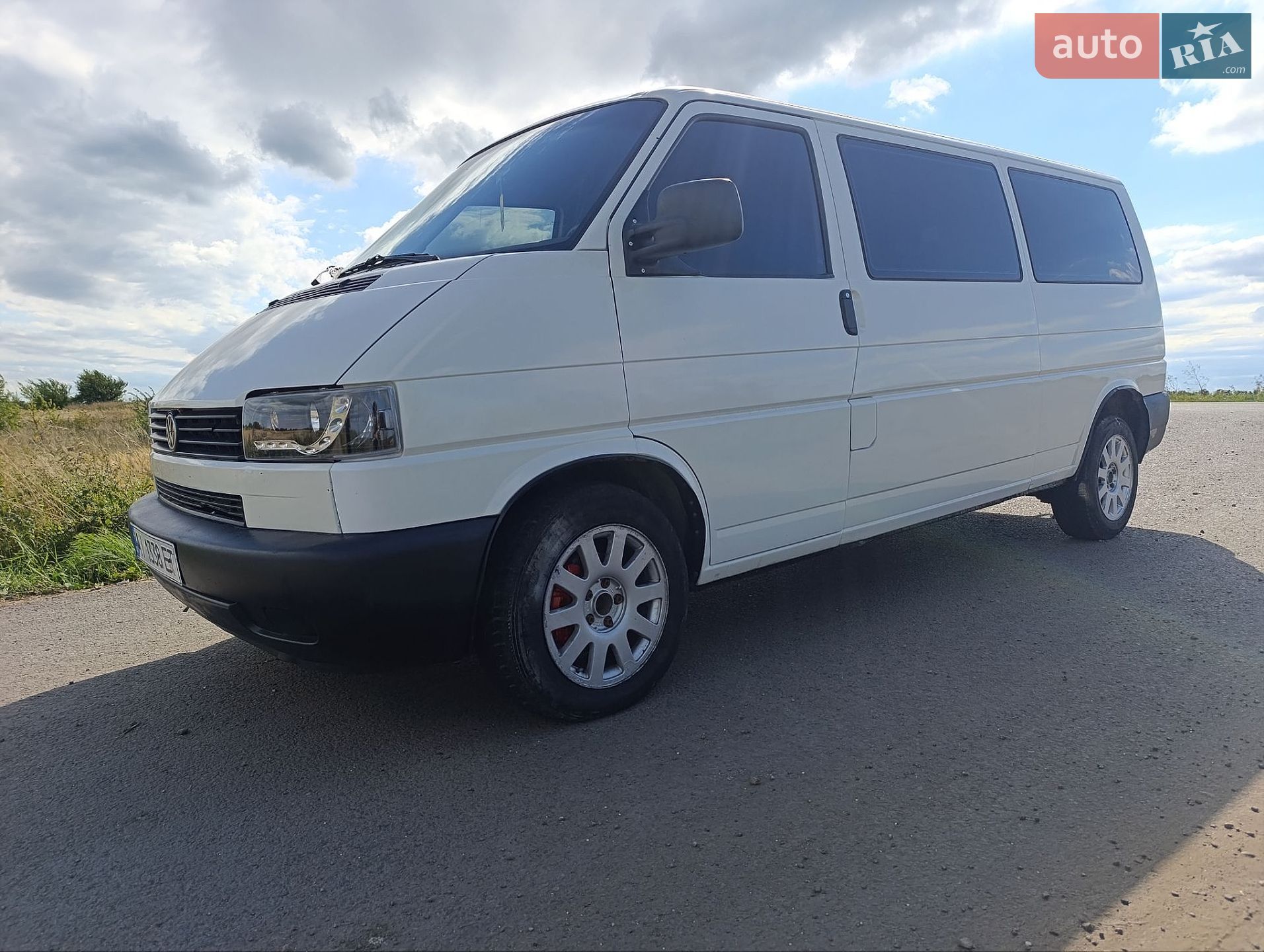 Volkswagen Caravelle 2003 VIN WV1ZZZ70Z3X064323 фото оголошення 28 з 64