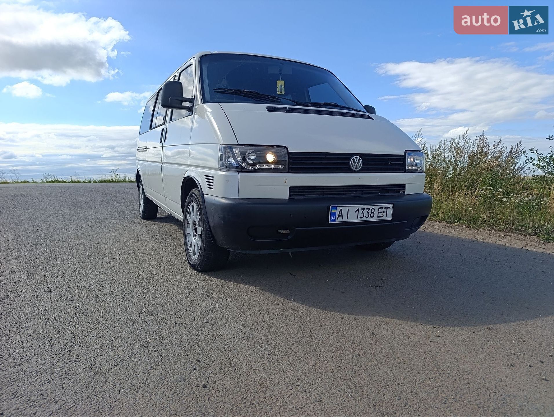 Volkswagen Caravelle 2003 VIN WV1ZZZ70Z3X064323 фото оголошення 29 з 64