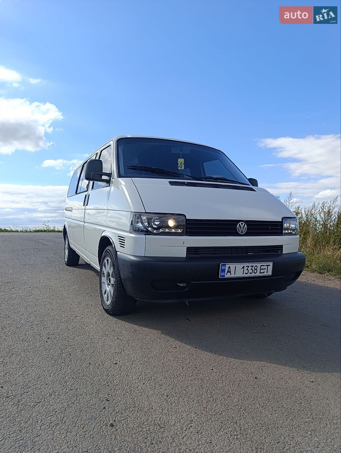 Volkswagen Caravelle 2003 VIN WV1ZZZ70Z3X064323 фото оголошення 30 з 64