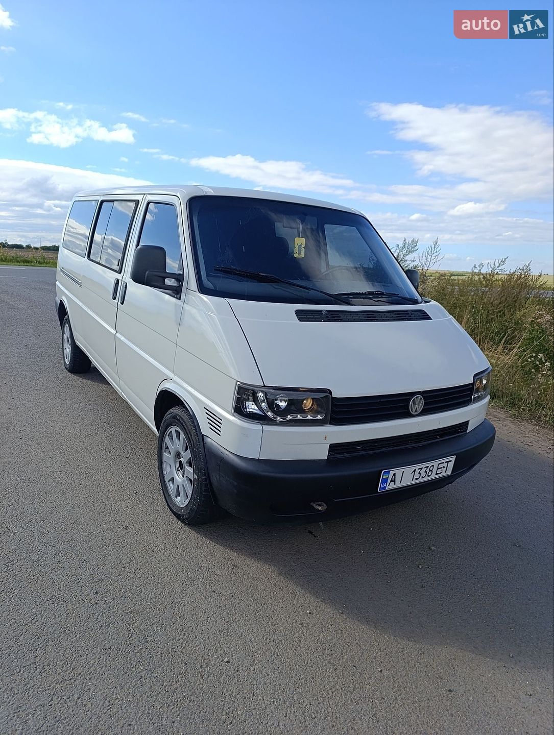 Volkswagen Caravelle 2003 VIN WV1ZZZ70Z3X064323 фото оголошення 31 з 64