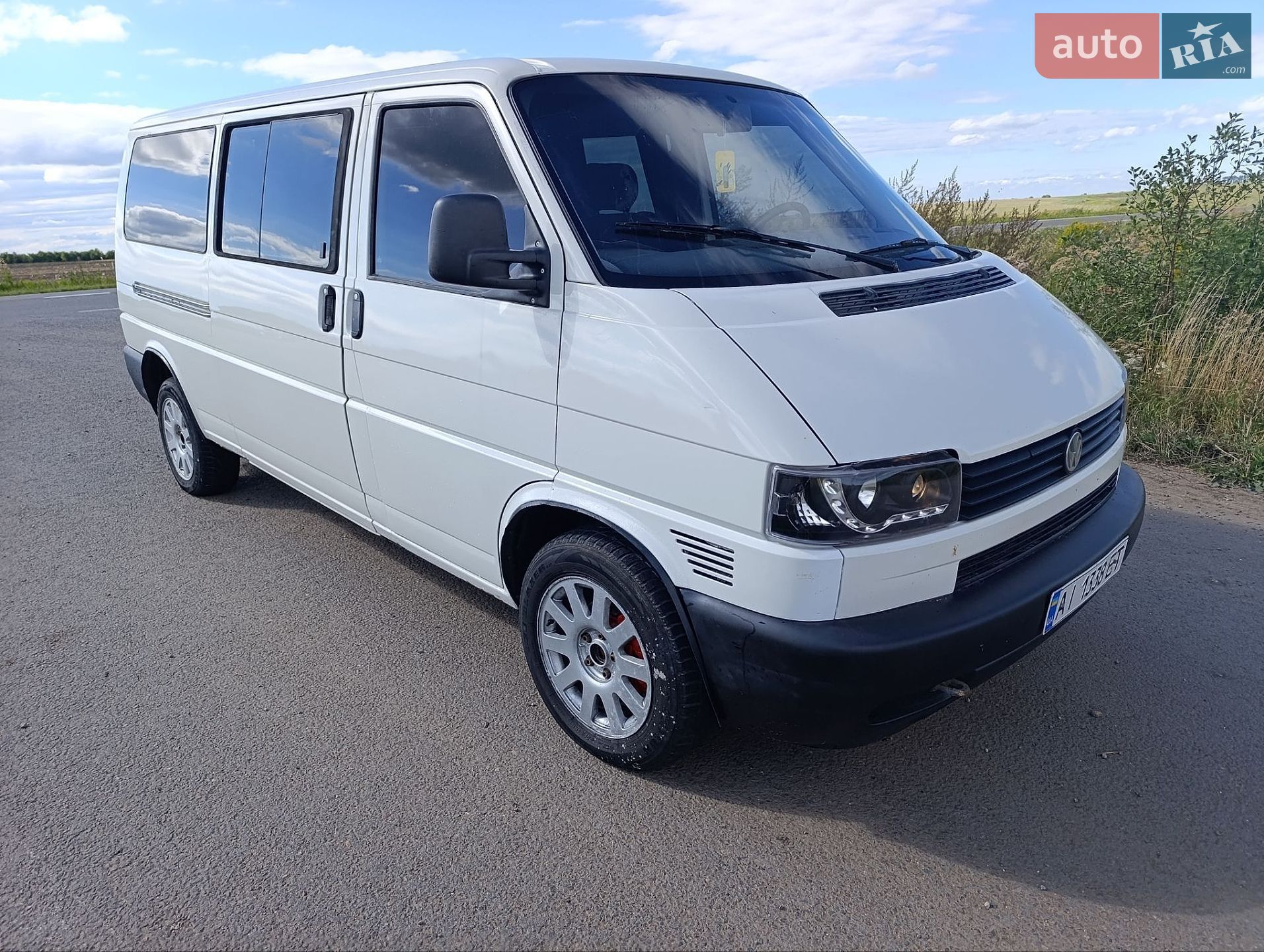 Volkswagen Caravelle 2003 VIN WV1ZZZ70Z3X064323 фото оголошення 35 з 64
