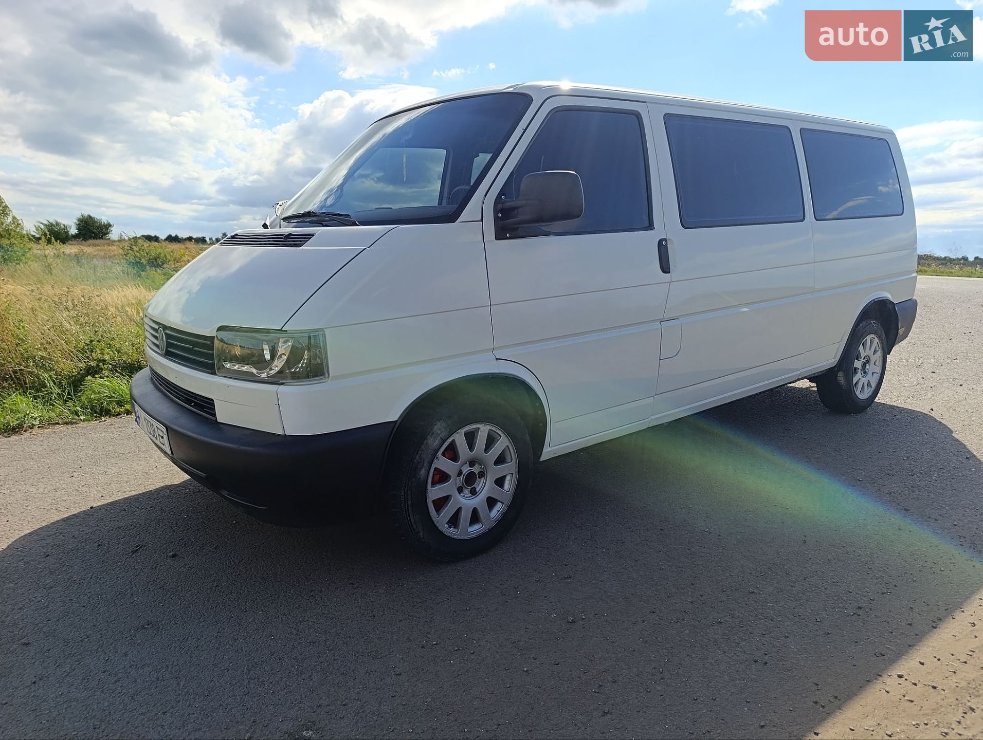 Volkswagen Caravelle 2003 VIN WV1ZZZ70Z3X064323 фото оголошення 48 з 64