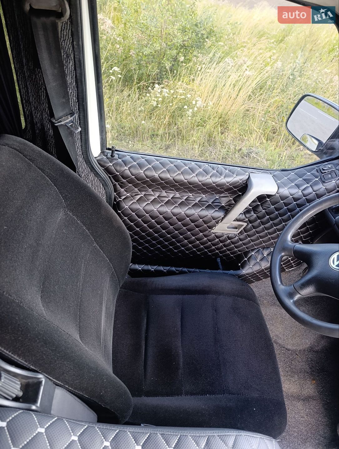 Volkswagen Caravelle 2003 VIN WV1ZZZ70Z3X064323 фото оголошення 54 з 64