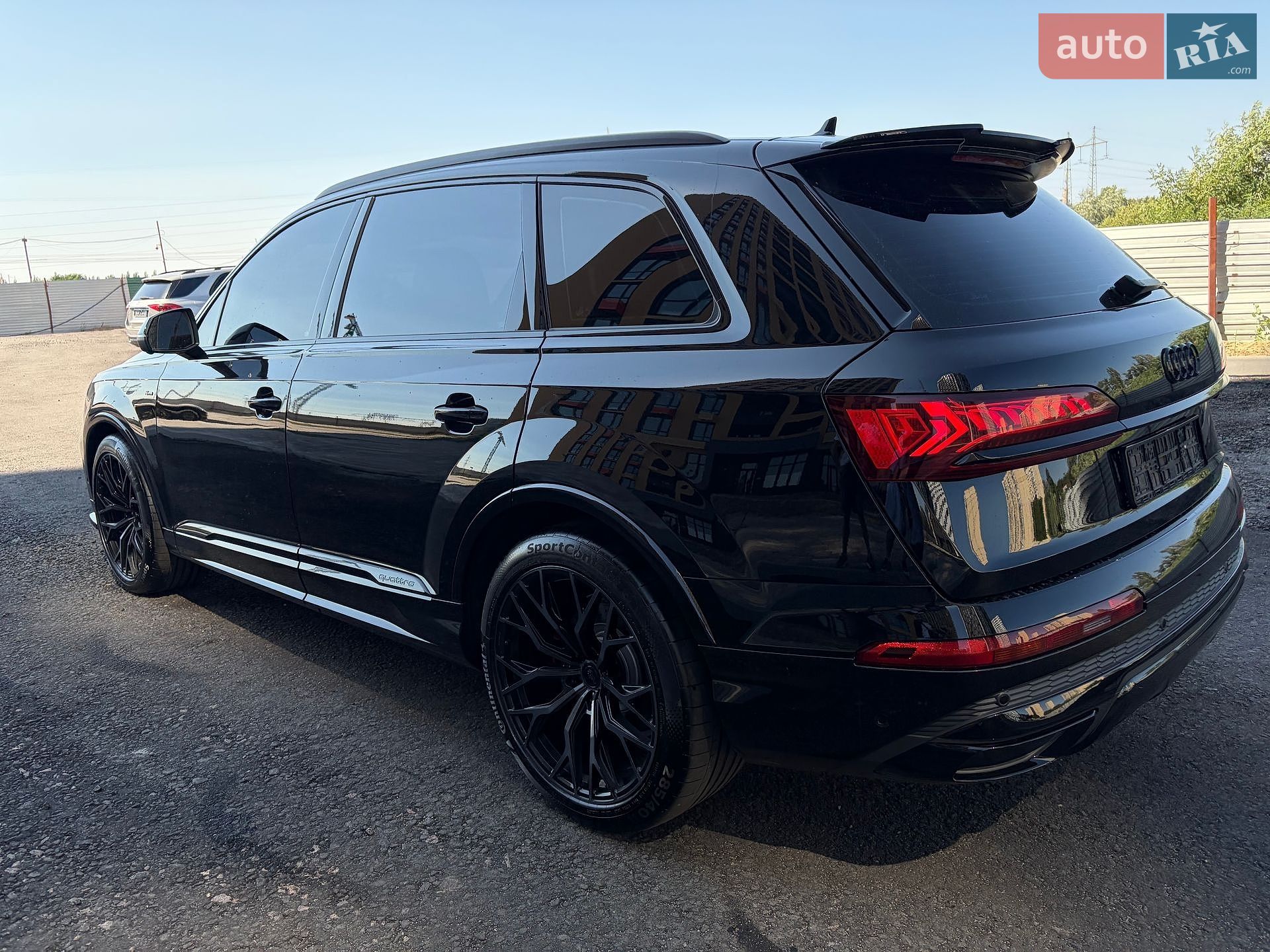 Audi Q7 2021 VIN WAUZZZ4M7ND005398 фото оголошення 4 з 92