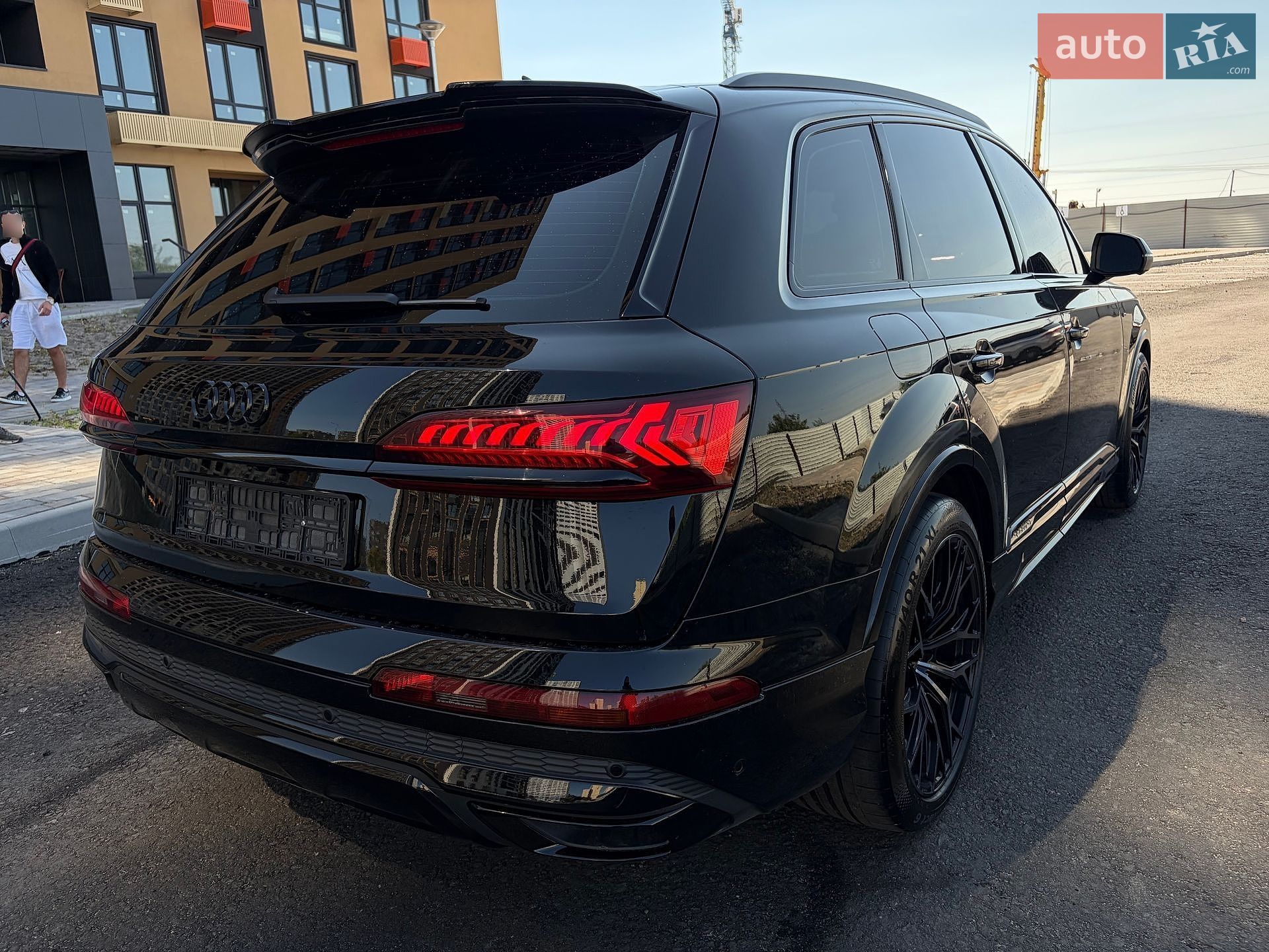 Audi Q7 2021 VIN WAUZZZ4M7ND005398 фото оголошення 30 з 92