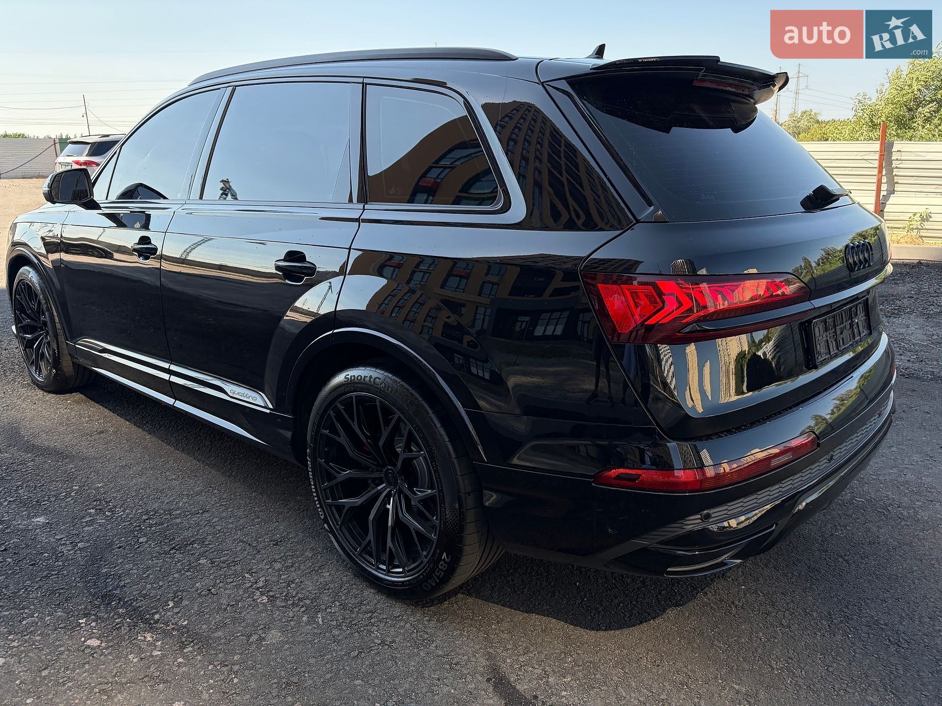 Audi Q7 2021 VIN WAUZZZ4M7ND005398 фото оголошення 33 з 92