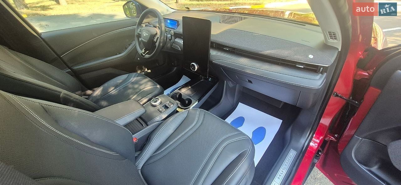 Ford Mustang Mach-E 2023 VIN 3FMTK3R79PMA54621 фото оголошення 37 з 104