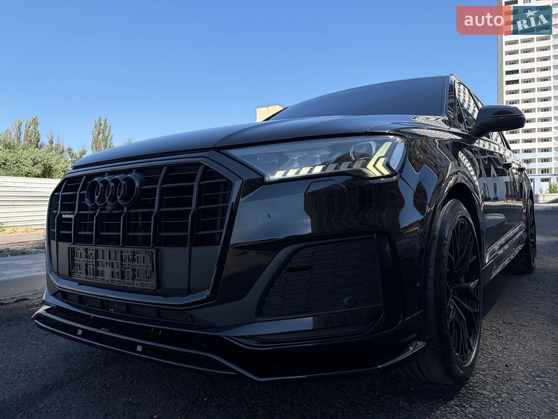 Audi Q7 2021 VIN WAUZZZ4M7ND005398 фото оголошення 52 з 92