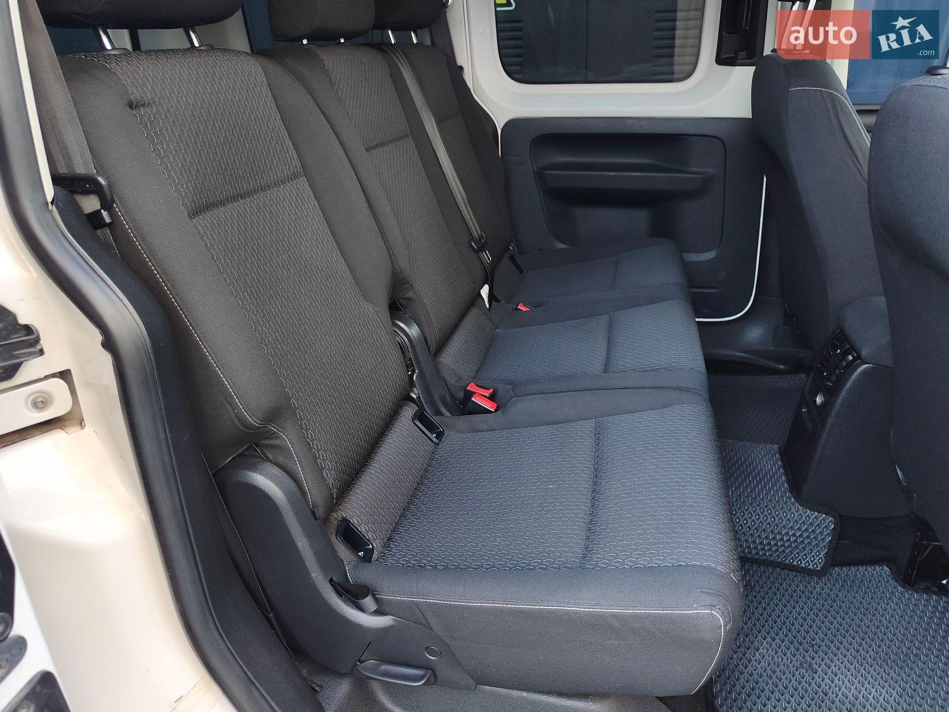 Volkswagen Caddy 2016 VIN WV2ZZZ2KZHX038170 фото оголошення 8 з 13