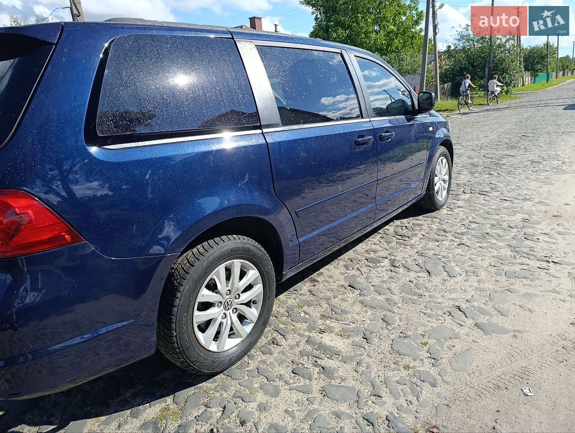 Volkswagen Routan 2013 VIN 2C4RVABG7ER134381 фото оголошення 38 з 45