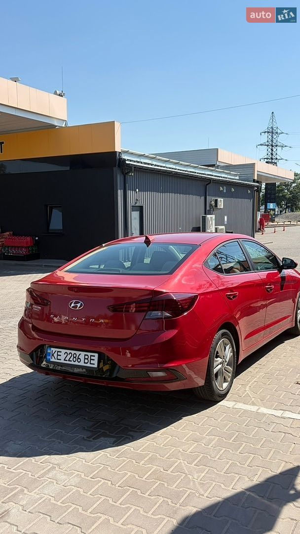 Hyundai Elantra 2018 VIN 5NPD84LF1KH435326 фото оголошення 5 з 19