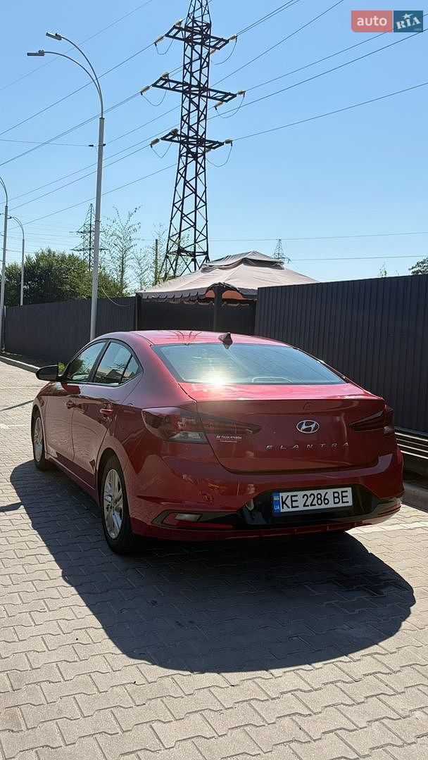 Hyundai Elantra 2018 VIN 5NPD84LF1KH435326 фото оголошення 7 з 19